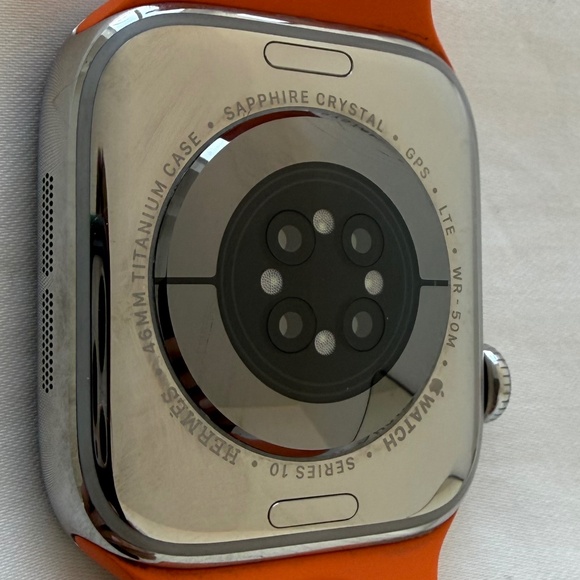 Hermes Apple Watch Series 10 - 46mm - Picture 4 of 8